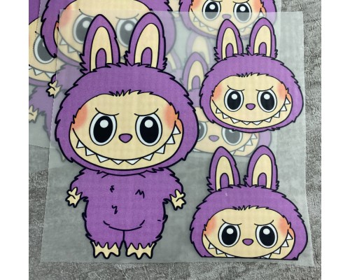 Термоналіпка на одяг Labubu загальний розмір 18*19см Термоналіпка на одяг Labubu загальний розмір 18*19см