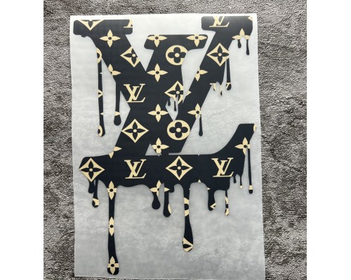 Термонаклейка на одяг LV